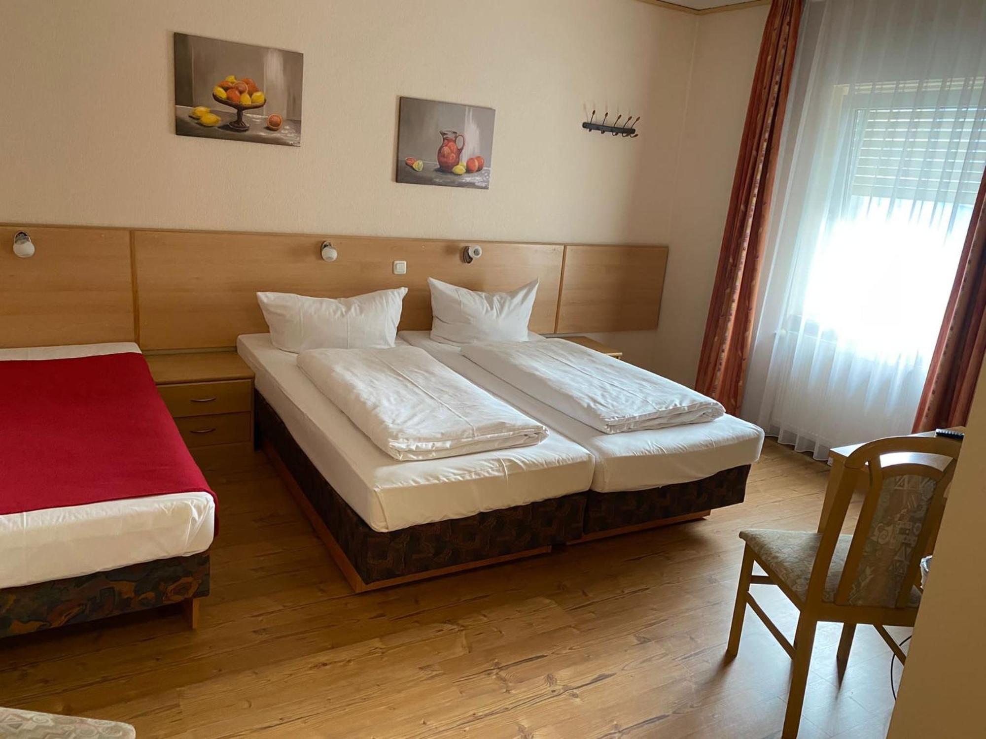 Hotel Sonne - Haus 2 Idstein Eksteriør bilde