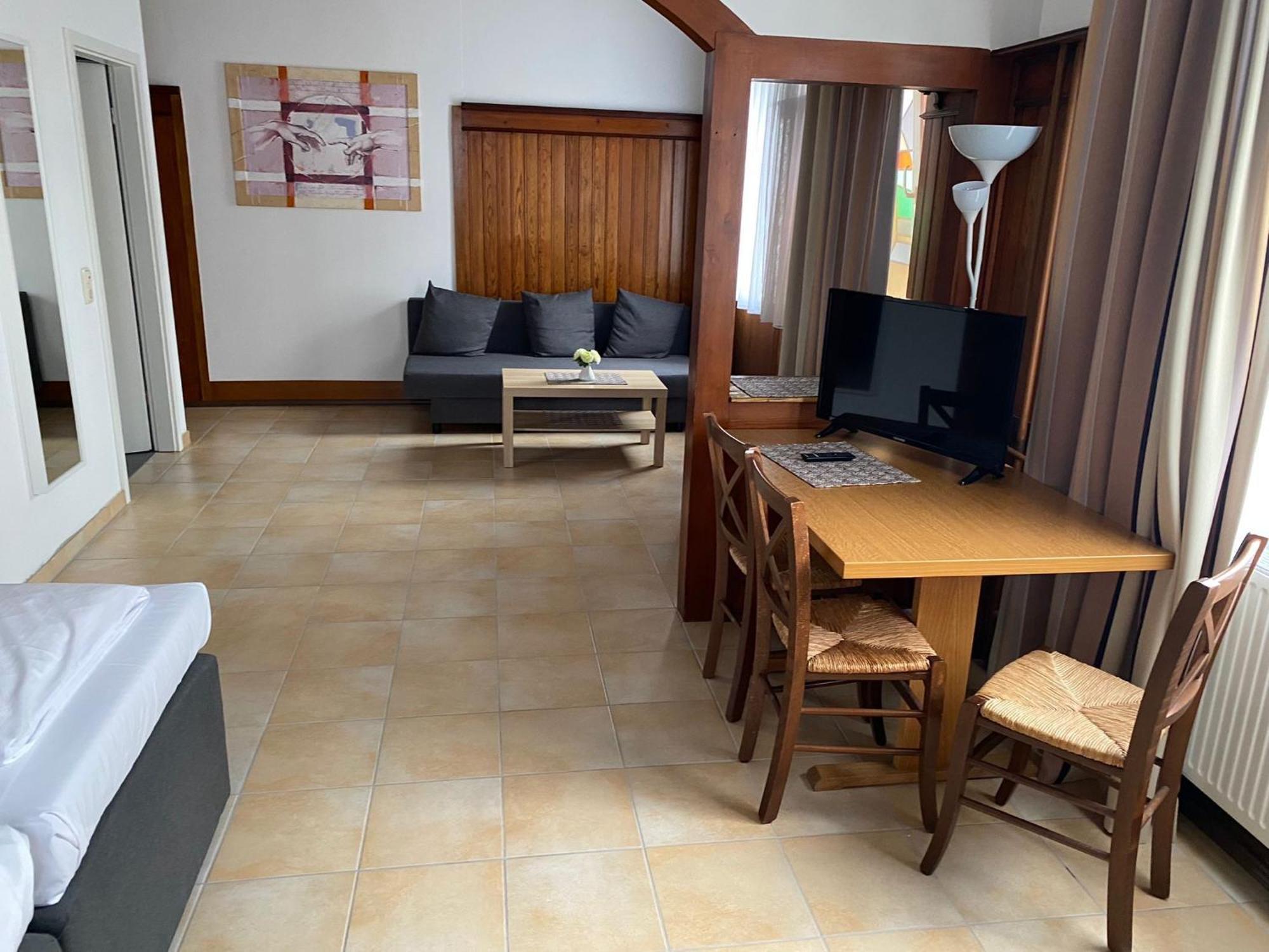 Hotel Sonne - Haus 2 Idstein Eksteriør bilde